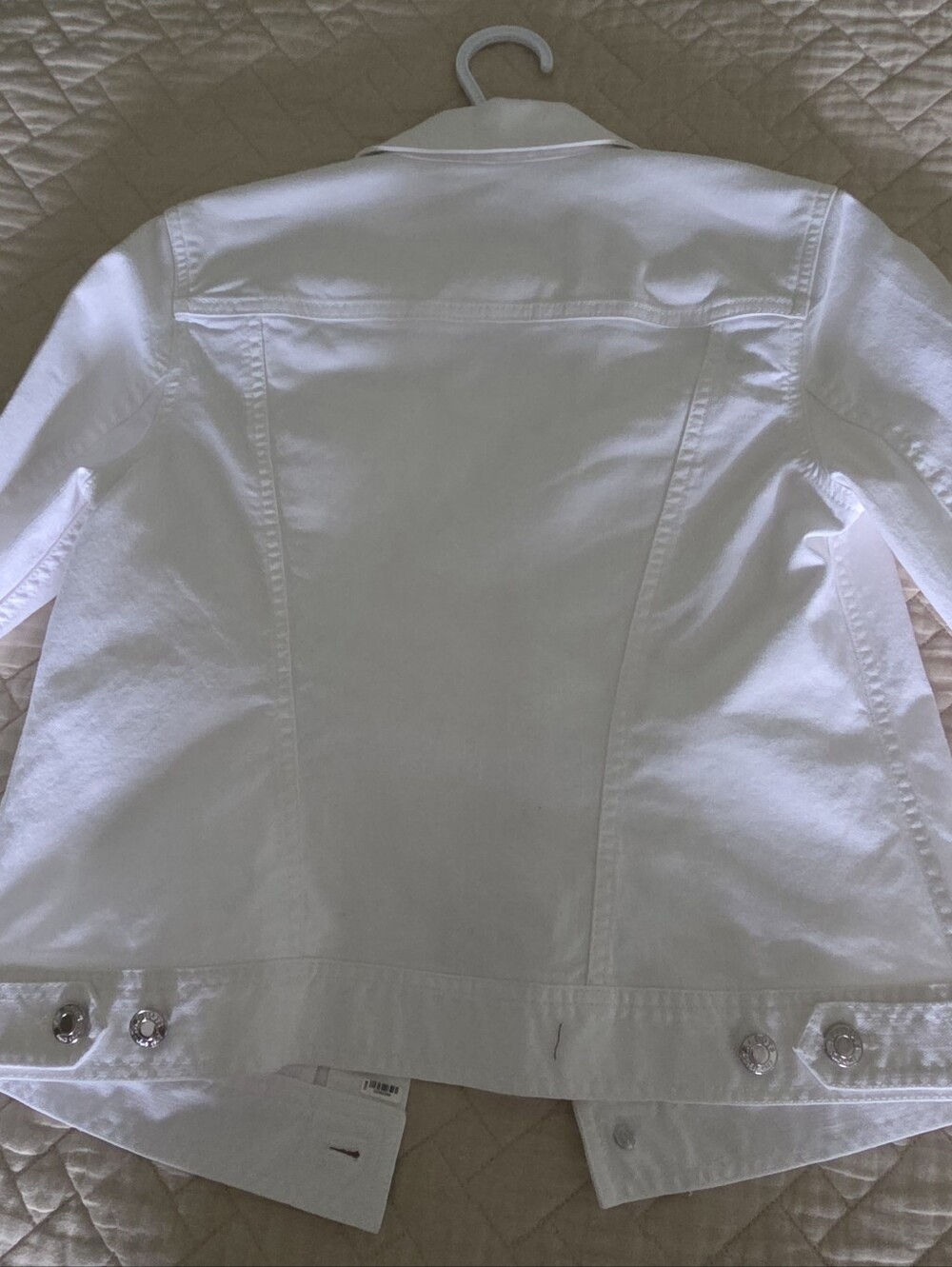 Talbots White Women's Jean Jacket. - Picture 7 of 7